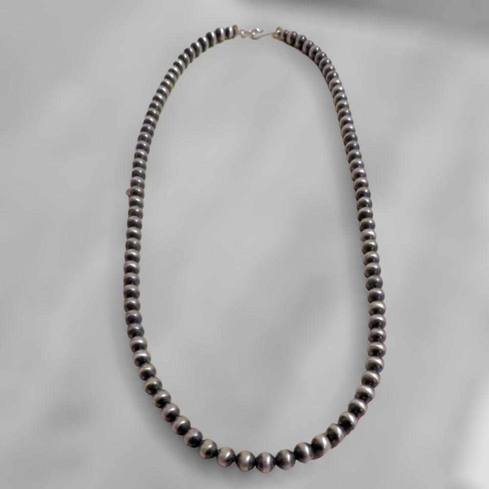 Navajo Pearl Style Sterling Silver Necklace 4mm 16” - Picture 4 of 9